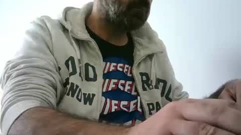 Snapshot of c534963 chatting on December 25, 10:39 am supersperm online show from December 25, 10:39 am