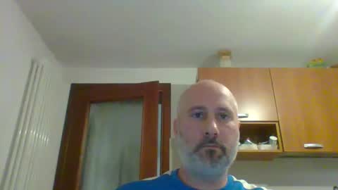 Snapshot of caldoski chatting on October 27, 7:27 pm caldoski online show from October 27, 7:27 pm