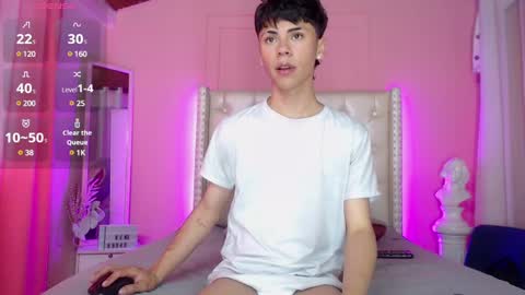 Snapshot of callum_77 chatting on February 26, 10:29 pm CALLUM online show from February 26, 10:29 pm