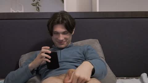 Snapshot of calvin_cay chatting on January 15, 8:16 pm Calvin online show from January 15, 8:16 pm