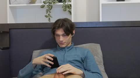 Snapshot of calvin_cay chatting on January 28, 7:32 pm Calvin online show from January 28, 7:32 pm