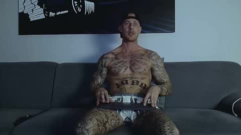 Calvin  online show from September 23, 9:03 pm