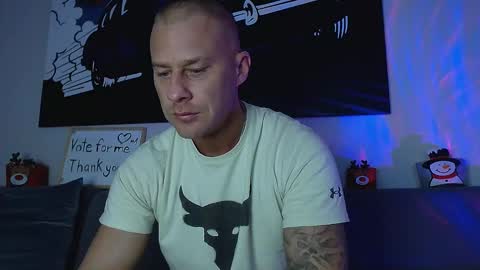 Calvin  online show from December 23, 5:49 am