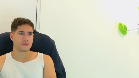 camara110 online show from November 14, 4:04 am