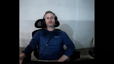 Snapshot of camcrusader chatting on September 9, 11:47 pm herp derp online show from September 9, 11:47 pm