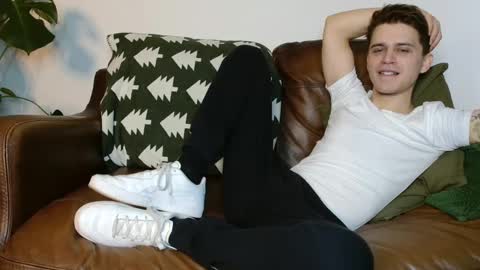 CamDoAttitude online show from December 5, 12:44 pm