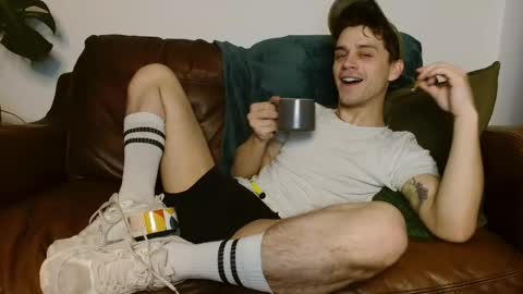 CamDoAttitude online show from December 21, 9:25 pm