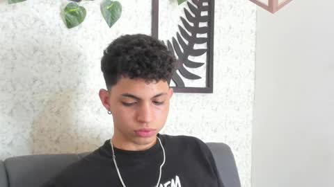 Snapshot of cameron_lux4 chatting on October 24, 12:51 pm CAMERON online show from October 24, 12:51 pm