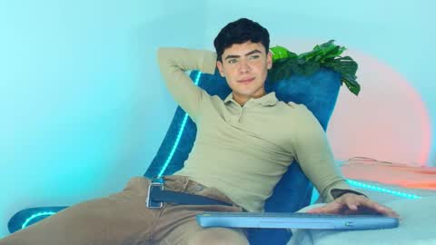 CAMILO online show from November 27, 10:02 pm