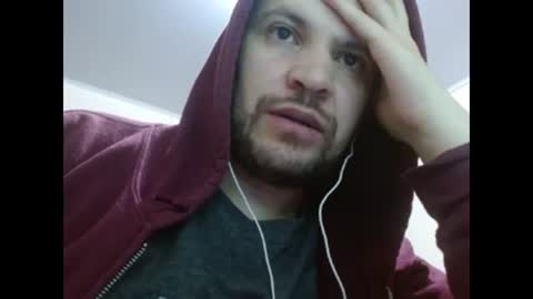 Snapshot of camiloking17 chatting on February 26, 2:26 am camilo online show from February 26, 2:26 am