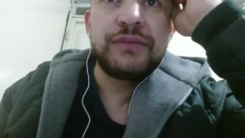 Snapshot of camiloking17 chatting on December 12, 9:51 am camilo online show from December 12, 9:51 am