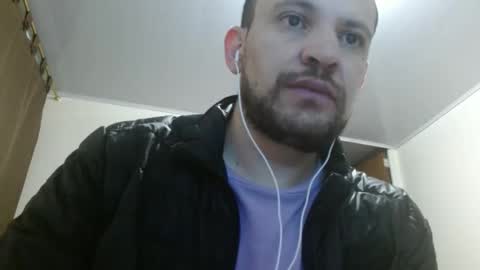 Snapshot of camiloking17 chatting on February 23, 7:25 pm camilo online show from February 23, 7:25 pm