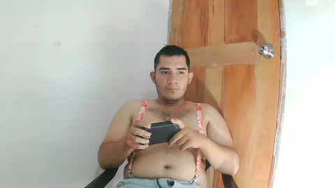 Camilowhite  online show from December 22, 7:33 pm