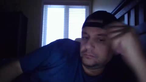 hunk online show from December 8, 12:30 pm