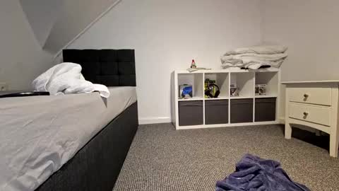 Candy Boy online show from November 9, 12:25 am