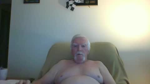 capecod21 online show from December 25, 2:56 pm