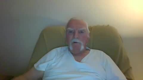 capecod21 online show from February 4, 9:52 pm