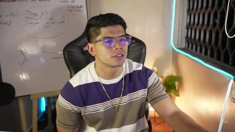 David Capizzi online show from April 14, 3:06 am