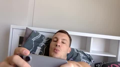 follow my twitter  online show from November 27, 5:33 am