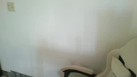 Snapshot of captianplanet1313 chatting on October 27, 12:40 pm captianplanet1313 online show from October 27, 12:40 pm