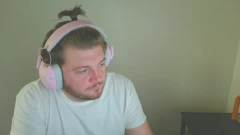 Snapshot of captianplanet1313 chatting on September 23, 1:10 pm captianplanet1313 online show from September 23, 1:10 pm