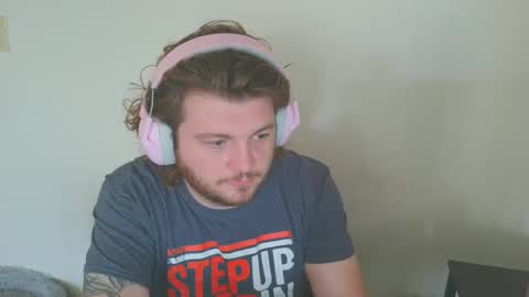 Snapshot of captianplanet1313 chatting on September 16, 12:39 pm captianplanet1313 online show from September 16, 12:39 pm