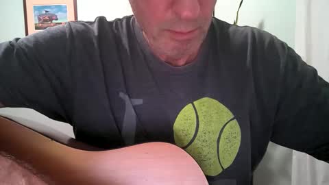 Snapshot of caressluving chatting on October 6, 4:39 am Caressluving online show from October 6, 4:39 am