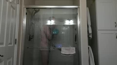 Caressluving online show from December 14, 2:29 am