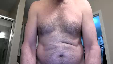 Snapshot of caressluving chatting on March 11, 12:44 am Caressluving online show from March 11, 12:44 am