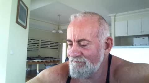 C A Rey online show from May 30, 12:43 am