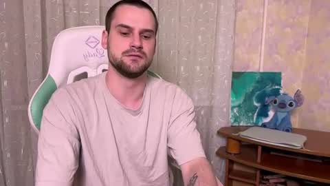 Cari online show from June 17, 6:42 pm