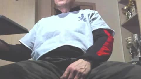 Laz online show from May 3, 1:19 am