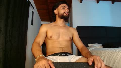 sebasfit online show from February 3, 11:26 pm