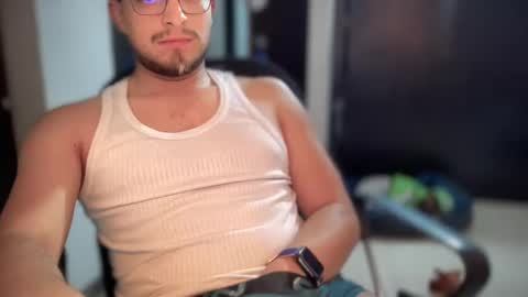 carlcarlinches4 online show from March 5, 4:35 am