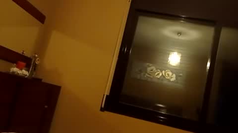 Snapshot of carlitito1 chatting on September 18, 7:21 am carlitito1 online show from September 18, 7:21 am