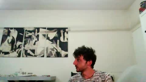 Carlos online show from May 4, 6:09 pm