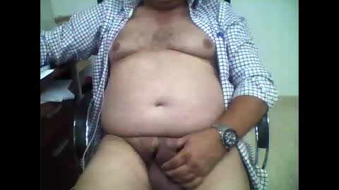 Snapshot of carlos8711 chatting on October 19, 2:53 pm carlos8711 online show from October 19, 2:53 pm