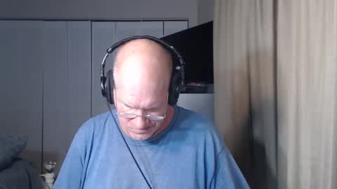 carlos_bangs online show from October 13, 2:50 am