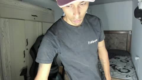 carlossmi01 online show from August 1, 9:36 pm