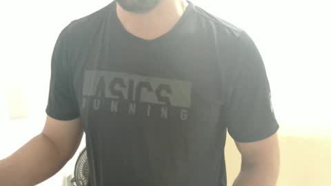 cashmastermuscle77 online show from January 12, 1:05 pm