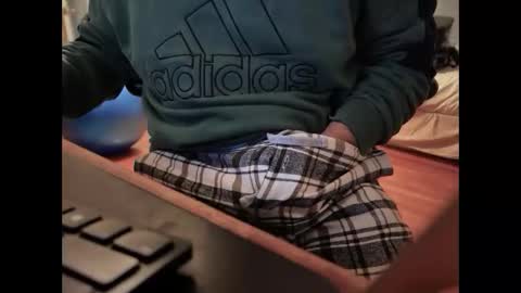 catmandoo21001 online show from January 13, 1:45 am