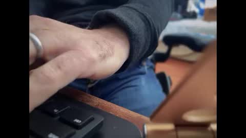 catmandoo21001 online show from February 21, 7:43 pm