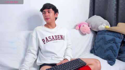 Cayden online show from November 19, 6:35 am