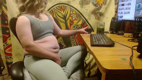 Boy looking for older men for first bottoming experience online show from February 19, 11:36 pm