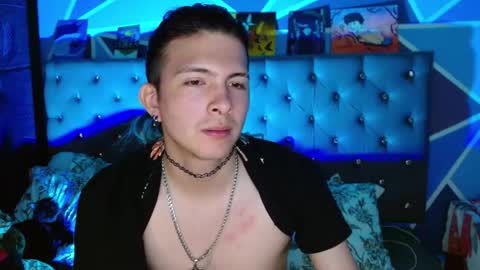 I am Valentinn online show from December 18, 11:01 pm