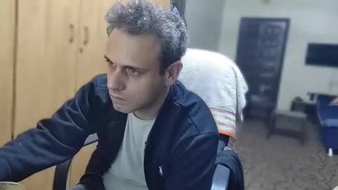 cezar online show from December 3, 8:50 pm