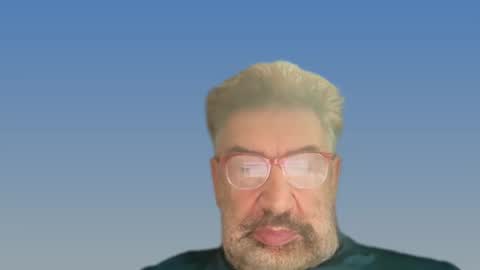 Snapshot of champsex305610 chatting on February 6, 7:13 am champsex305610 online show from February 6, 7:13 am