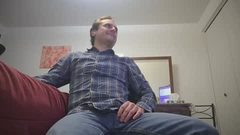 Snapshot of changej chatting on December 3, 5:30 am changej online show from December 3, 5:30 am