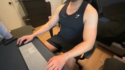 charliekkw online show from March 15, 7:42 pm