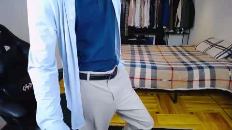 carlos reyes online show from February 18, 8:47 pm